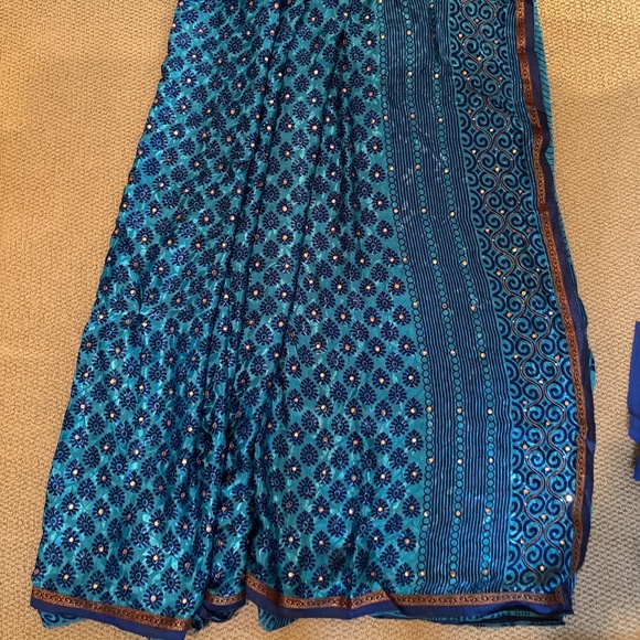 🆕 Printed Saree - Picture 1 of 5